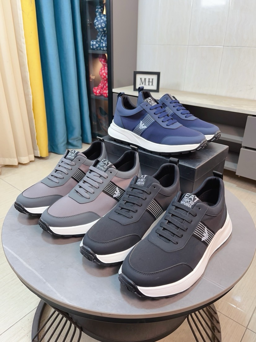 NO:620233,'Armani' uppers are made of the original factory's special brand standard plus soft imported raw materials + cowhide lining for tiptoeing, and the brand's special soles are the original factory's special rubber anti-slip and wear-resistant outsole, code number: 38-44,,armani,cowhide19860909《阿玛尼》鞋面采用原厂特供品牌标加柔软进口原材料＋牛皮内里 踮脚,品牌专用鞋底原厂特供滴胶防滑耐磨大底,码数:38-44,,armani,cowhide,Men's shoes