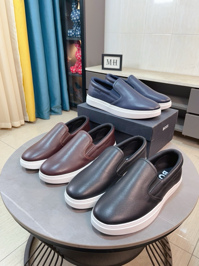 NO:621325,[boss] Become a fashion darling that never ends with its classic design, classic casual style. The upper is made of top-grade suede leather with waterproof cloth and brand logo embellishment to highlight the brand charm; the first layer of genuine leather is [sun] [sun] brand-specific outsole, wear-resistant, lightweight, size: 39-44,19860909【boss】 以经典的设计成为永不落幕的时尚宠儿,经典的休闲造型.鞋面采用顶级反绒皮搭配防水布 品牌logo点缀 彰显品牌魅力；头层真皮里[太阳][太阳]品牌专用大底,耐磨,轻便,码数:39-44,,Men's shoes