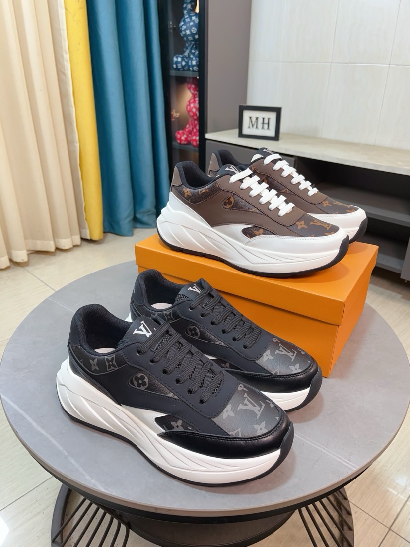 NO:704795,[LV] The latest masterpiece of the high-end men's shoe brand official website 11 is made of first-layer cowhide imported from Italy with a full genuine leather lining of special materials, making walking more convenient and comfortable!  Exclusive new style, stunning work [color]!  Create a fashionable personality that sets off your uniqueness!  A must-have for trendy men! Classic digital 38-44, louis vuitton, cowhide19860909【LV】男鞋高端品牌官网11最新力作鞋面采用意大利进口头层牛皮搭配特殊材料全真皮内里制作,让行走更加便捷舒适！独家新款,惊世之作[色]！打造时尚个性衬托你的与众不同！潮男必备!经典数码38-44,,louis vuitton,cowhide,Men's shoes