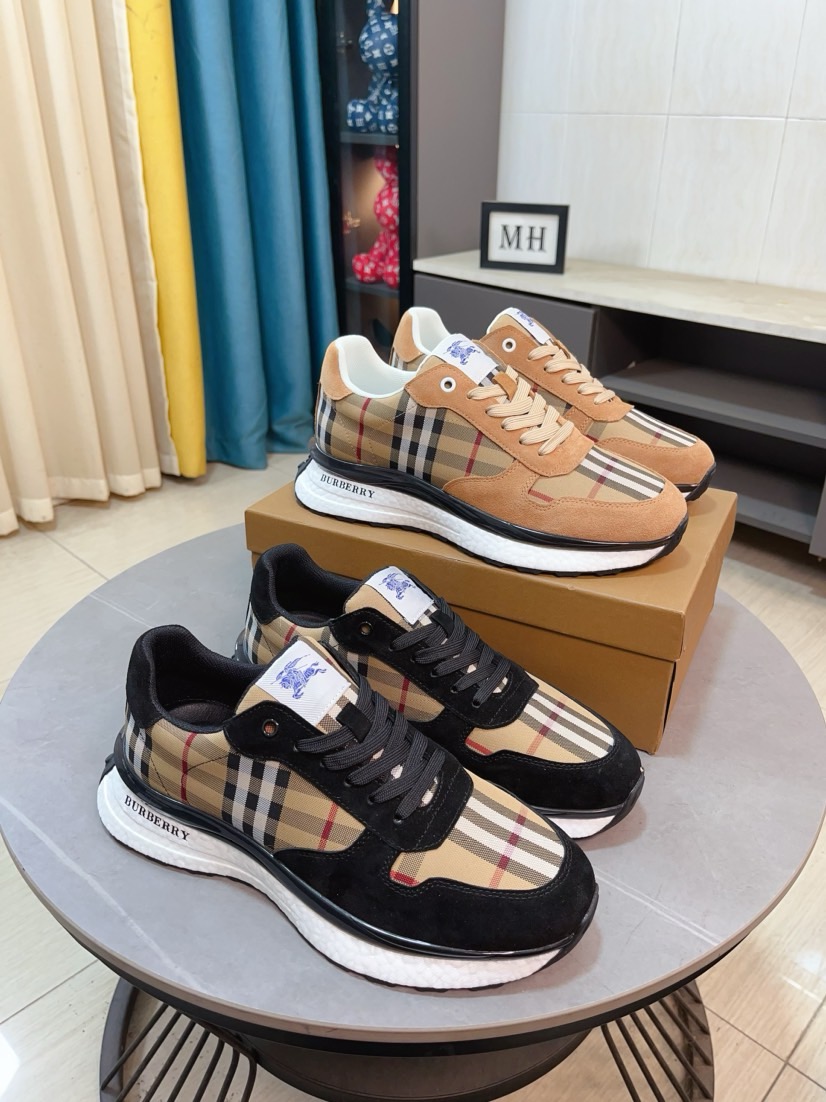 NO:639886,[Burberry] The new lace-up casual men's shoes are on the market first. The materials and workmanship are superior to all versions on the market. The highest quality shipped first-layer cowhide with imported original material genuine leather lining, privately molded soft outsole, high foot comfort, and imported special materials highlight the unique charm of the brand. High-end customization 38-44, burberry, cowhide19860909【巴宝莉】新款系带休闲男鞋抢先上市,材料做工完胜市场所有版本 最高品质出货头层牛皮配进口原版材料真皮内里,私模软质大底,上脚舒适度高、进口专用材料凸显品牌独特魅力 ,高端定制38一44,,burberry,cowhide,Men's shoes