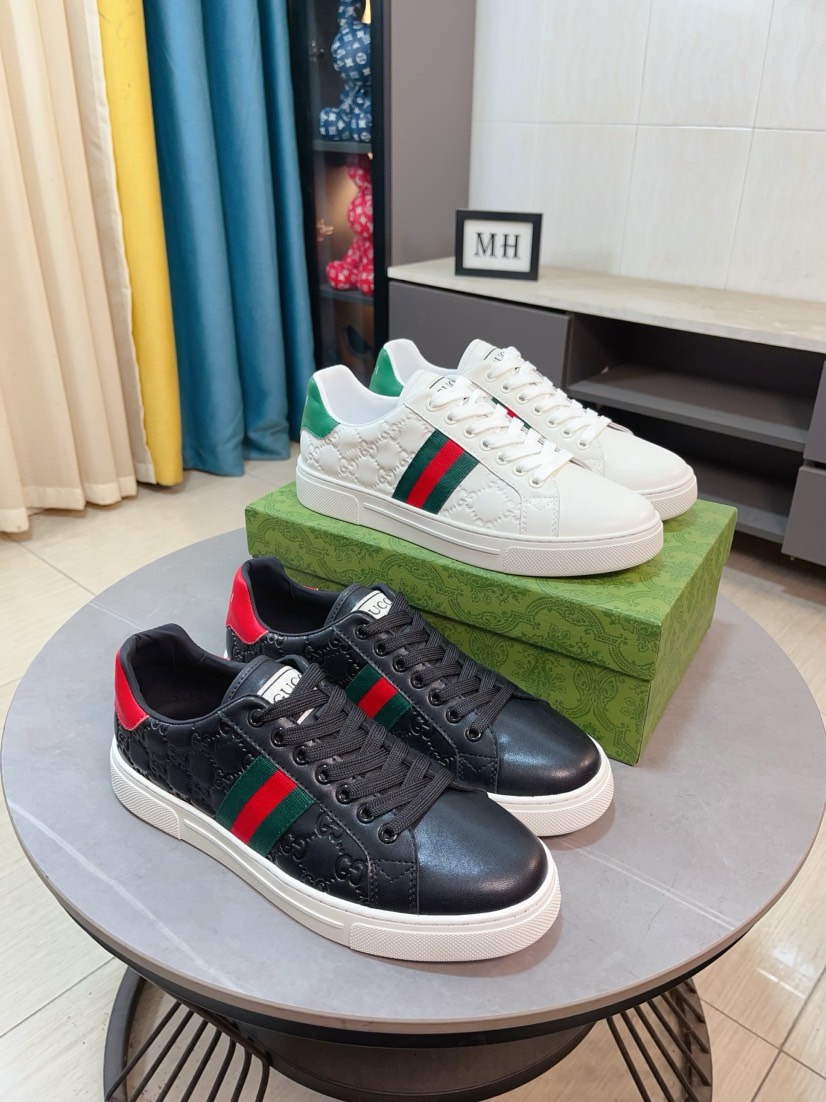 NO:663892,GUCCI [Gucci] new high-end brand of men's shoes, the latest fashionable casual men's shoes, a trendy and versatile style, relaxed sports style, uppers imported from Italy, first-layer cowhide, genuine leather lining and ultra-fine workmanship. Original personalized fashionable rubber wear-resistant outsole, light and comfortable on the foot, size 38-44,,gucci,cowhide19860909GUCCI【古奇】新款男鞋高端品牌,最新時尚休闲男鞋,潮流百搭之款,轻松运动风,鞋面意大利进口头层牛皮 真皮内里 加超精细做工.原版个性时尚橡胶耐磨大底,上脚轻巧舒适,码数38-44,,gucci,cowhide,Men's shoes