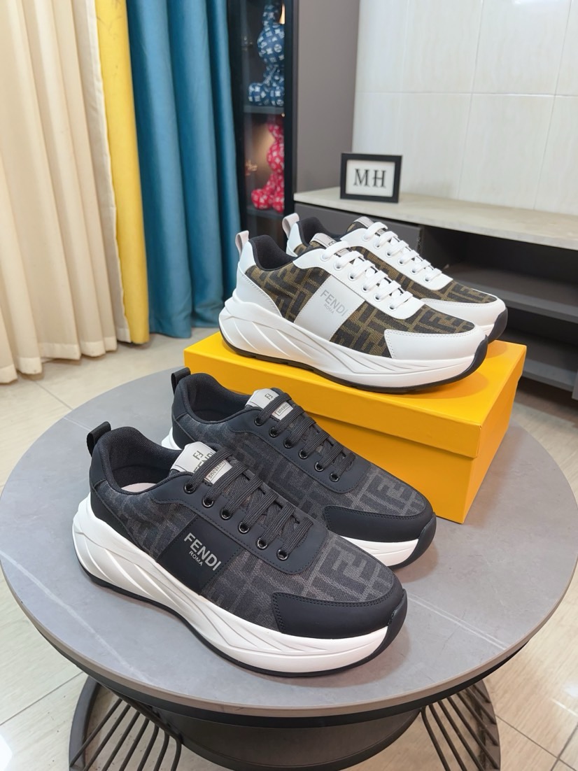 NO:781100,[fendi] Fendi is classic and comfortable for men. This complex sneaker is made of soft calfskin leather lining and original ultra-light rubber material with a rough outsole. This unique light style is suitable for the casual and exquisite sensibility of this season. It is comfortable and natural on the feet. It is an everyday style for casual travel in autumn and winter!  38/44,,fendi,fendi,sneakers,cowhide19860909【fendi】芬迪经典舒适男士,这款复杂的运动鞋是由柔软的小牛皮真皮内里原版超轻橡胶材质粗纹大底 这种独特的轻薄风格适合这个季节的随意而精致的感性,上脚舒适自然 秋冬休闲出行日常款！38/44,,fendi,fendi,sneakers,cowhide,Men's shoes