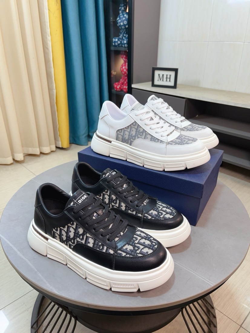 NO:780694,[Dior] The best-selling high-end brand of men's shoes on the official website. The latest series of shoes on the official website are made of imported cowhide leather and specially designed fabrics to create a breathable mesh lining. Making walking more convenient and comfortable!  Compared with the official quality, Midea 11 replica. Create a fashionable personality to set off your uniqueness!  A must-have for trendy men! Classic style. Men's sizes 38-44.,,dior,dior,cowhide19860909【Dior迪奥】爆卖款官网全球首发男鞋高端品牌 官网最新款系列鞋面采用进口牛皮搭配专供面料打造网布透气内里.让行走更加便捷舒适！与官方的质量相比美的11复刻.打造时尚个性衬托你的与众不同！潮男必备!经典款.男码38-44.,,dior,dior,cowhide,Men's shoes