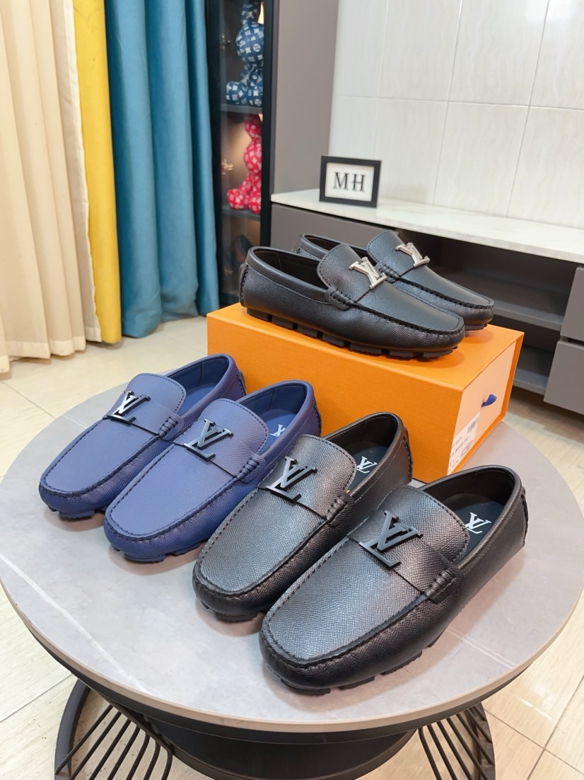 NO:783479,Equipped with fully packaged [Louis Vuitton] LV Doudou Shoes series, the leather materials are all imported cowhide, embossed version design is luxurious and elegant, perfectly interpreting the brand's luxury style. The upper is made of cowhide with imported genuine leather lining. It depends on the quality, the size is 38-44,, louis vuitton, louis vuitton, cowhide19860909配全有包装【Louis Vuitton】LV豆豆鞋系列,选用皮料均是进口牛皮压纹版型设计奢华大气,完美诠释品牌奢华风格鞋面采用牛皮搭配进口真皮内里,看质量说话,码数38-44,,louis vuitton,louis vuitton,cowhide,Men's shoes