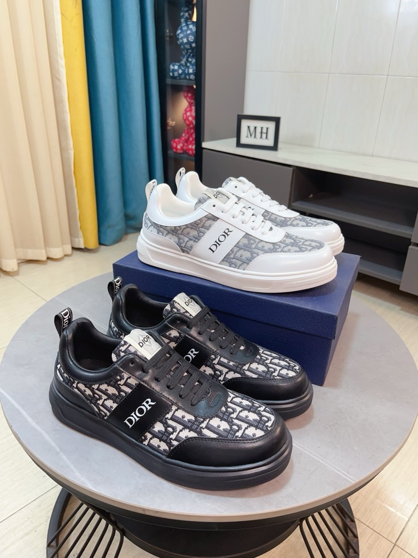 NO:779816,[Dior] The best-selling high-end brand of men's shoes on the official website. The latest series of shoes on the official website are made of imported cowhide leather and specially designed fabrics to create a breathable mesh lining. Making walking more convenient and comfortable!  Compared with the official quality, Midea 11 replica. Create a fashionable personality to set off your uniqueness!  A must-have for trendy men! Classic style. Men's sizes 38-44.,,dior,dior,cowhide19860909【Dior迪奥】爆卖款官网全球首发男鞋高端品牌 官网最新款系列鞋面采用进口牛皮搭配专供面料打造网布透气内里.让行走更加便捷舒适！与官方的质量相比美的11复刻.打造时尚个性衬托你的与众不同！潮男必备!经典款.男码38-44.,,dior,dior,cowhide,Men's shoes