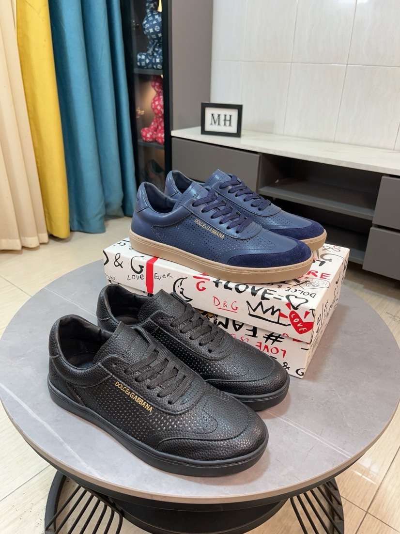 NO:782985,'Dolce & Gabbana DG' original imported first-layer cowhide 3D printed sheepskin lining, light on the feet, comfortable and versatile, the original special outsole is deeply favored by trendy men. The contrast quality is exquisite and luxurious, super A level!  Compared with the genuine version at the counter, the version is exactly the same!  Code number 38-46,,Dolce&Gabbana,cowhide,sheepskin19860909《Dolce＆Gabbana DG》原版进口头层牛皮3D打印羊皮内里,上脚轻便、舒适 、百搭、原版特供大底深受潮流男士的青睐欢迎对比品质精致奢华,超A级别！版型对比专柜正品,丝毫不差！码数38-46,,Dolce&Gabbana,cowhide,sheepskin,Men's shoes