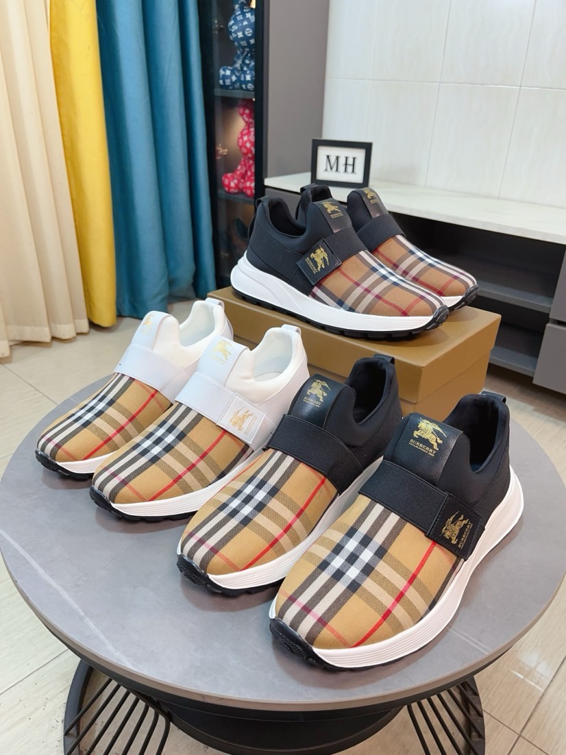 NO:830852,[Burberry] The new lace-up casual men's shoes are on the market first. The materials and workmanship are superior to all versions on the market. The highest quality shipped first-layer cowhide with imported original material genuine leather lining, privately molded soft outsole, high foot comfort, and imported special materials highlight the unique charm of the brand. High-end customization 38-44, burberry, cowhide19860909【巴宝莉】新款系带休闲男鞋抢先上市,材料做工完胜市场所有版本 最高品质出货头层牛皮配进口原版材料真皮内里,私模软质大底,上脚舒适度高、进口专用材料凸显品牌独特魅力 ,高端定制38一44,,burberry,cowhide,Men's shoes