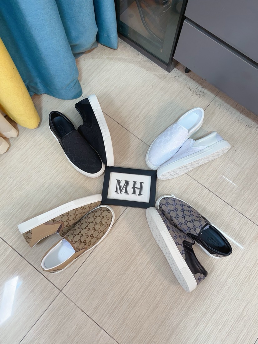 NO:833909,GUCCI [Gucci] new high-end brand of men's shoes, the latest fashionable casual men's shoes, a trendy and versatile style, relaxed sports style, uppers imported from Italy, first-layer cowhide, genuine leather lining and ultra-fine workmanship. Original personalized fashionable rubber wear-resistant outsole, light and comfortable on the foot, size 38-44,,gucci,cowhide19860909GUCCI【古奇】新款男鞋高端品牌,最新時尚休闲男鞋,潮流百搭之款,轻松运动风,鞋面意大利进口头层牛皮 真皮内里 加超精细做工.原版个性时尚橡胶耐磨大底,上脚轻巧舒适,码数38-44,,gucci,cowhide,Men's shoes