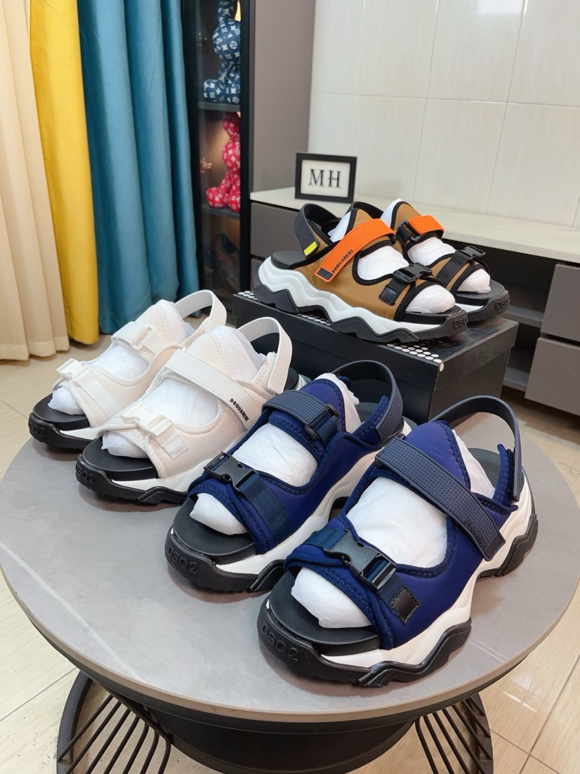 NO:834339,DSQUARED2. (Second square men's size, fashionable washed graffiti, original soft outsole, style category, men's sandals, beach sandals series, young fashion, European and American trend style, summer first choice, casual matching, comfortable feet, 4 colors available, 38-46,,sandals19860909DSQUARED2.（第二次方男码时尚水洗涂鸦 原版柔软大底 款式类别男士凉鞋沙滩凉鞋系列 年轻时尚 欧美潮流风格 夏季首选 随意搭配 脚感舒适 颜色4色可选38-46,,sandals,Men's shoes