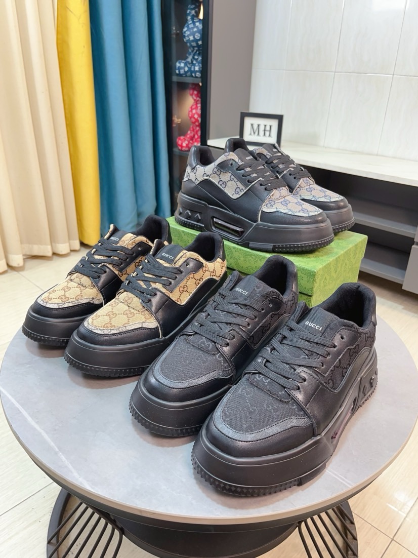NO:852658,[GUCCI] Gucci's new lace-up casual men's shoes are on the market first. The materials and workmanship are superior to all versions on the market. The highest quality shipped first-layer cowhide with imported original perforated material leather lining, privately molded soft outsole, high foot comfort, and imported special materials highlight the unique charm of the brand. High-end customization 38 to 44,, gucci, cowhide19860909【GUCCI】古奇新款系带休闲男鞋抢先上市,材料做工完胜市场所有版本 最高品质出货头层牛皮配进口原版穿孔材料真皮内里,私模软质大底,上脚舒适度高、进口专用材料凸显品牌独特魅力 ,高端定制38一44,,gucci,cowhide,Men's shoes