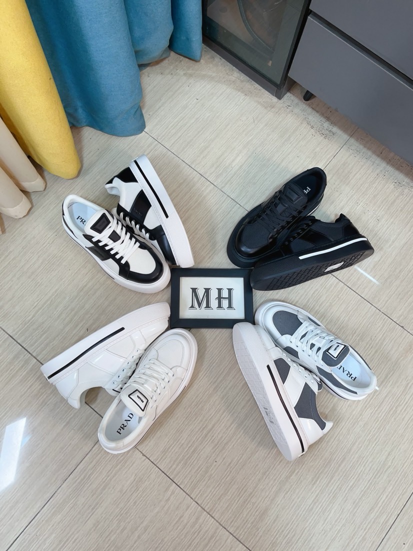 NO:852675,High-quality new Prada (Prada) counters are on the market simultaneously. New men's shoes and fabrics are selected from imported mesh with glue-spraying technology. Imported cowhide lining. High-end open-molded non-slip rubber outsole, exquisite lines, simple and elegant, comfortable and high-end for leisure travel. Size: 38 to 44,, prada, prada, cowhide19860909高品质新款prada(普拉达)专柜同步上市, 新款男鞋、面料精选进口面网配滴胶工艺.进口牛皮内里.高端开模防滑橡胶大底,精美线条、简约大气,上脚舒服上挡次、休闲旅游.码数:38一44,,prada,prada,cowhide,Men's shoes