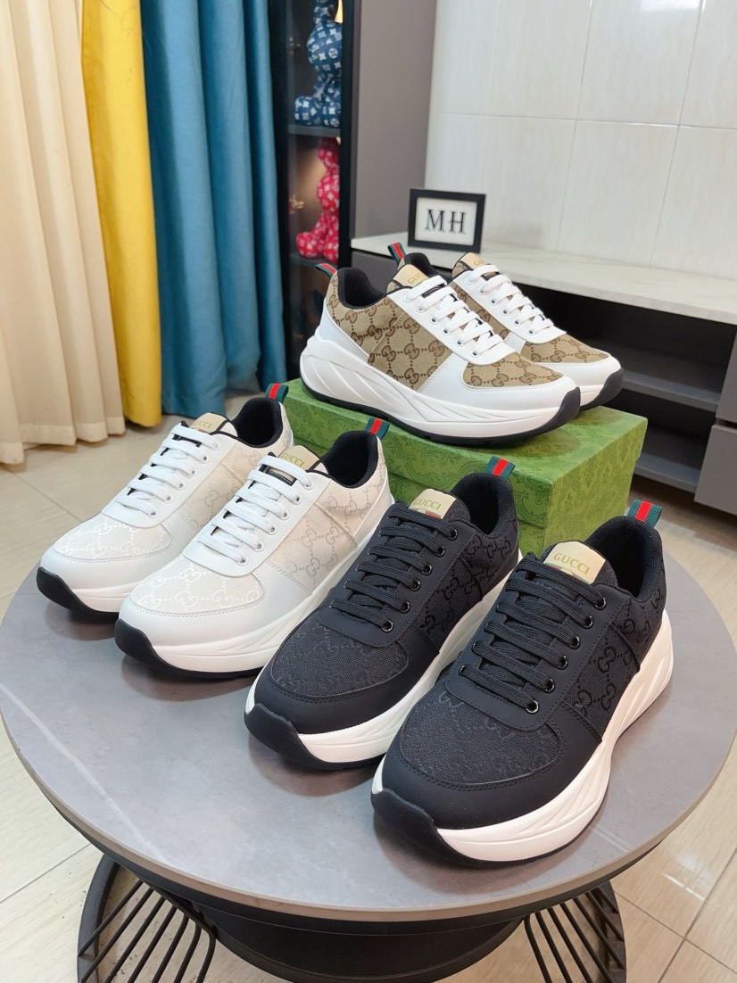 NO:853374,[GUCCI] Gucci's new lace-up casual men's shoes are on the market first. The materials and workmanship are superior to all versions on the market. The highest quality shipped first-layer cowhide with imported original perforated material leather lining, privately molded soft outsole, high foot comfort, and imported special materials highlight the unique charm of the brand. High-end customization 38 to 44,, gucci, cowhide19860909【GUCCI】古奇新款系带休闲男鞋抢先上市,材料做工完胜市场所有版本 最高品质出货头层牛皮配进口原版穿孔材料真皮内里,私模软质大底,上脚舒适度高、进口专用材料凸显品牌独特魅力 ,高端定制38一44,,gucci,cowhide,Men's shoes