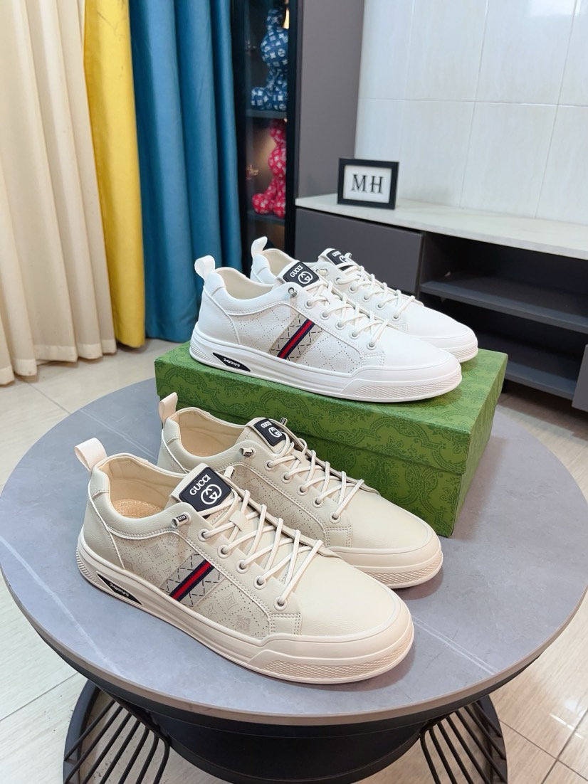 NO:853982,GUCCI [Gucci] new high-end brand of men's shoes, the latest fashionable casual men's shoes, a trendy and versatile style, relaxed sports style, uppers imported from Italy, first-layer cowhide, genuine leather lining and ultra-fine workmanship. Original personalized fashionable rubber wear-resistant outsole, light and comfortable on the foot, size 38-44,,gucci,cowhide19860909GUCCI【古奇】新款男鞋高端品牌,最新時尚休闲男鞋,潮流百搭之款,轻松运动风,鞋面意大利进口头层牛皮 真皮内里 加超精细做工.原版个性时尚橡胶耐磨大底,上脚轻巧舒适,码数38-44,,gucci,cowhide,Men's shoes