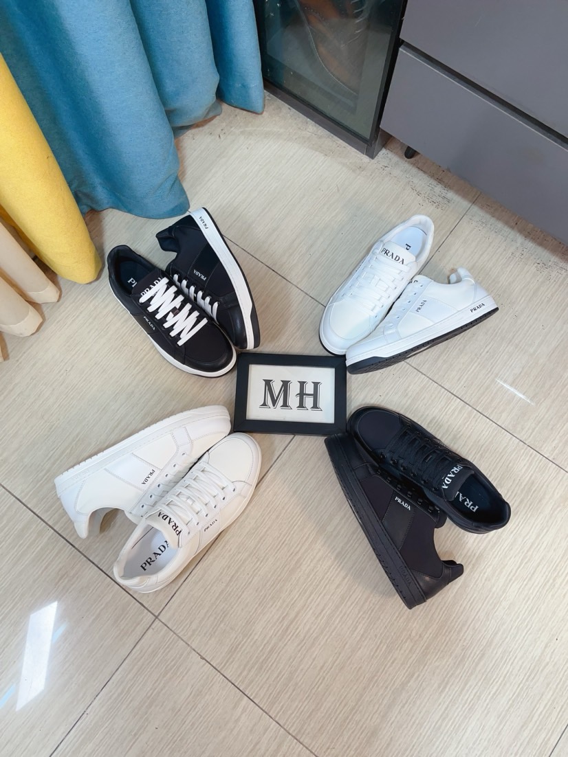 NO:955776,The new high-quality Prada counters are launched at the same time. The new men's shoes and fabrics are selected from imported cowhide mesh, perforated and spliced ​​with imported cowhide lining. High-end molded anti-slip rubber outsole, exquisite lines, simple and elegant, comfortable and high-end, suitable for leisure travel. Size: 38 to 44,, prada, prada, cowhide19860909高品质新款prada(普拉达)专柜同步上市, 新款男鞋、面料精选进口牛皮网布穿孔拼接进口牛皮内里.高端开模防滑橡胶大底,精美线条、简约大气,上脚舒服上挡次、休闲旅游.码数:38一44,,prada,prada,cowhide,Men's shoes