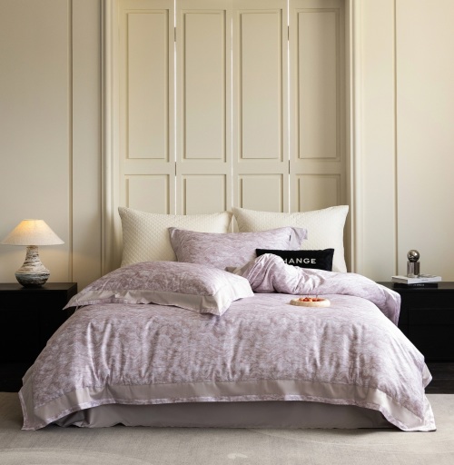 Luxurious 100% Australian Cotton Bedding Set - Elegant Four-Piece Design 1 Luxurious 100% Australian Cotton Bedding Set - Elegant Four-Piece Design