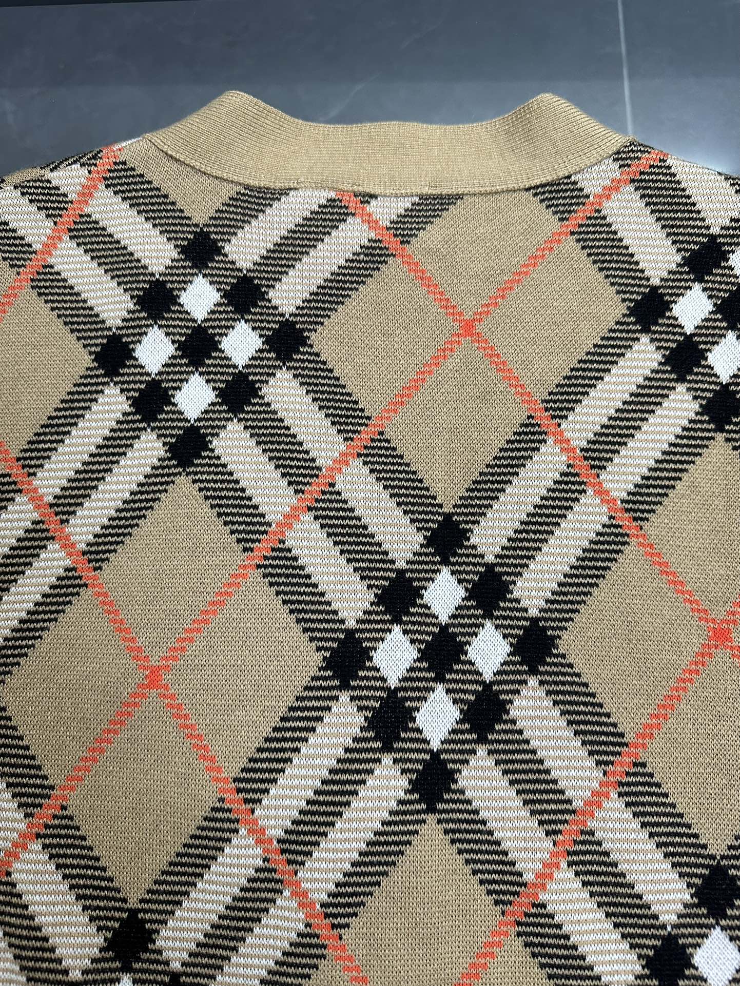 Bbr-Bali’s Classic Knitted V-Collar Hair Jacket in Various Sizes - 图片 6