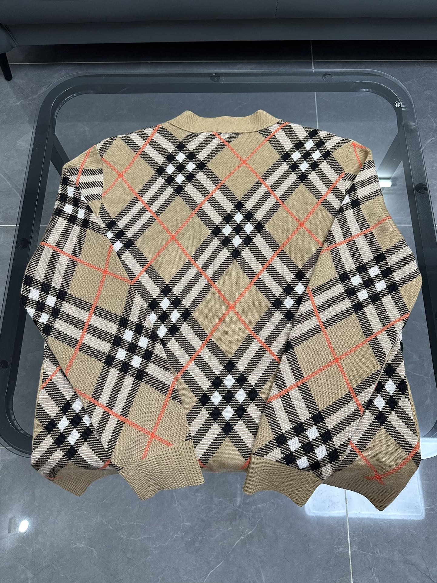 Bbr-Bali’s Classic Knitted V-Collar Hair Jacket in Various Sizes - 图片 4