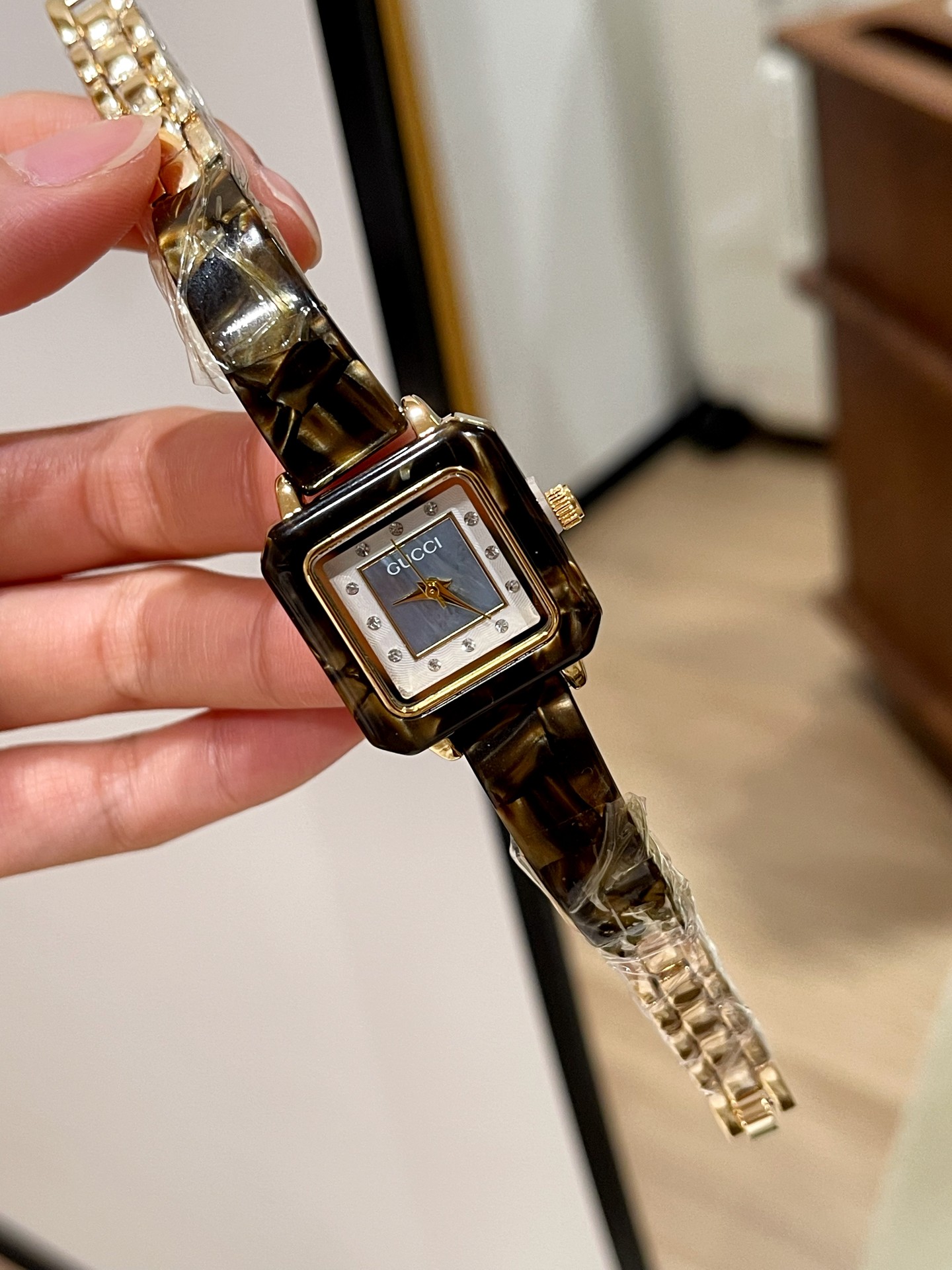 Gucci¥85