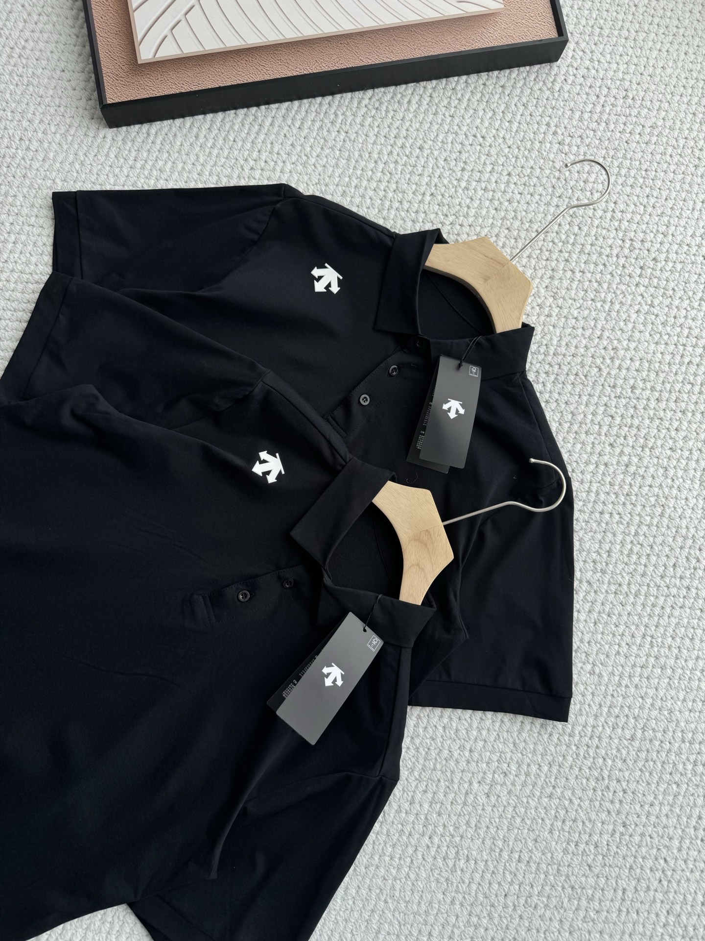 Alternative view of T-Shirt 04354