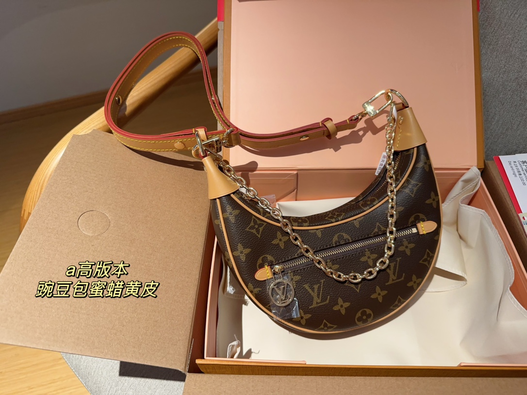 Louis Vuitton Crossbody & Shoulder Bags Loop Underarm