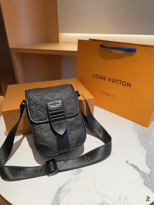 Louis Vuitton Mini Bags Black Cowhide
