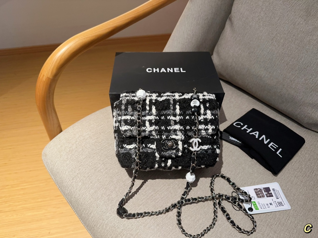 Chanel Crossbody & Shoulder Bags Top Quality
 Chains