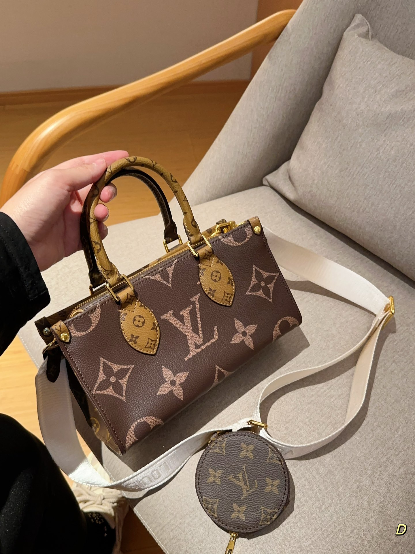 Louis Vuitton LV Onthego Tote Bags Replicas Buy Special