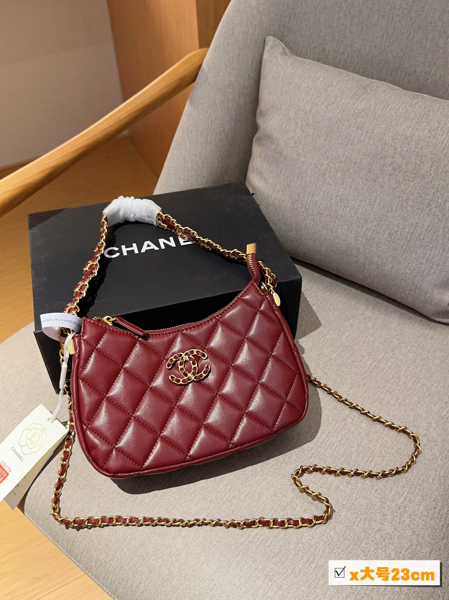 Chanel Sale
 Crossbody & Shoulder Bags Underarm