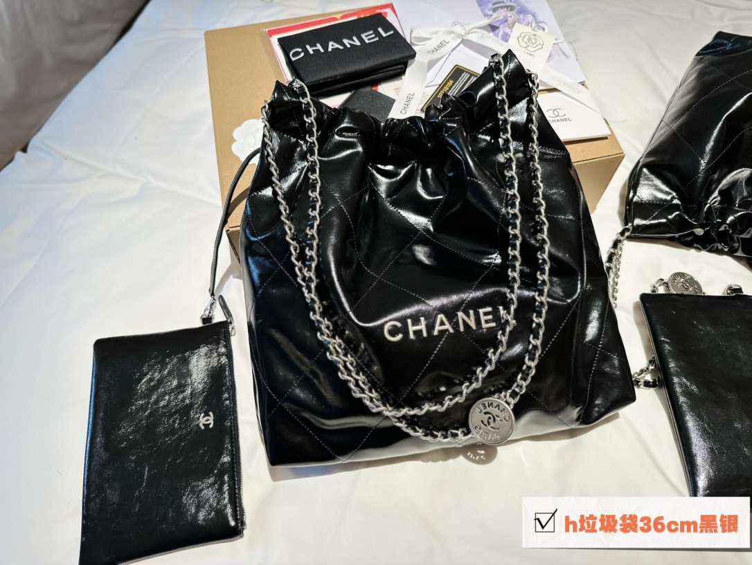 Supplier in China
 Chanel Crossbody & Shoulder Bags