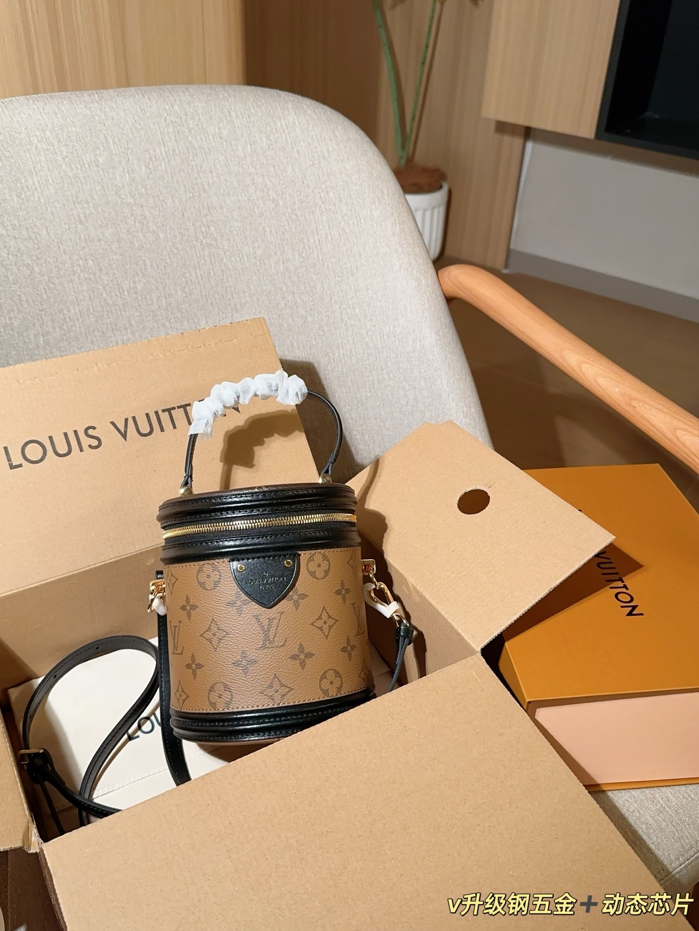 升级钢五金➕动态芯片 LV路易威登 发财桶饭桶包 尺寸15×17×15 礼盒包装➕飞机箱✈️