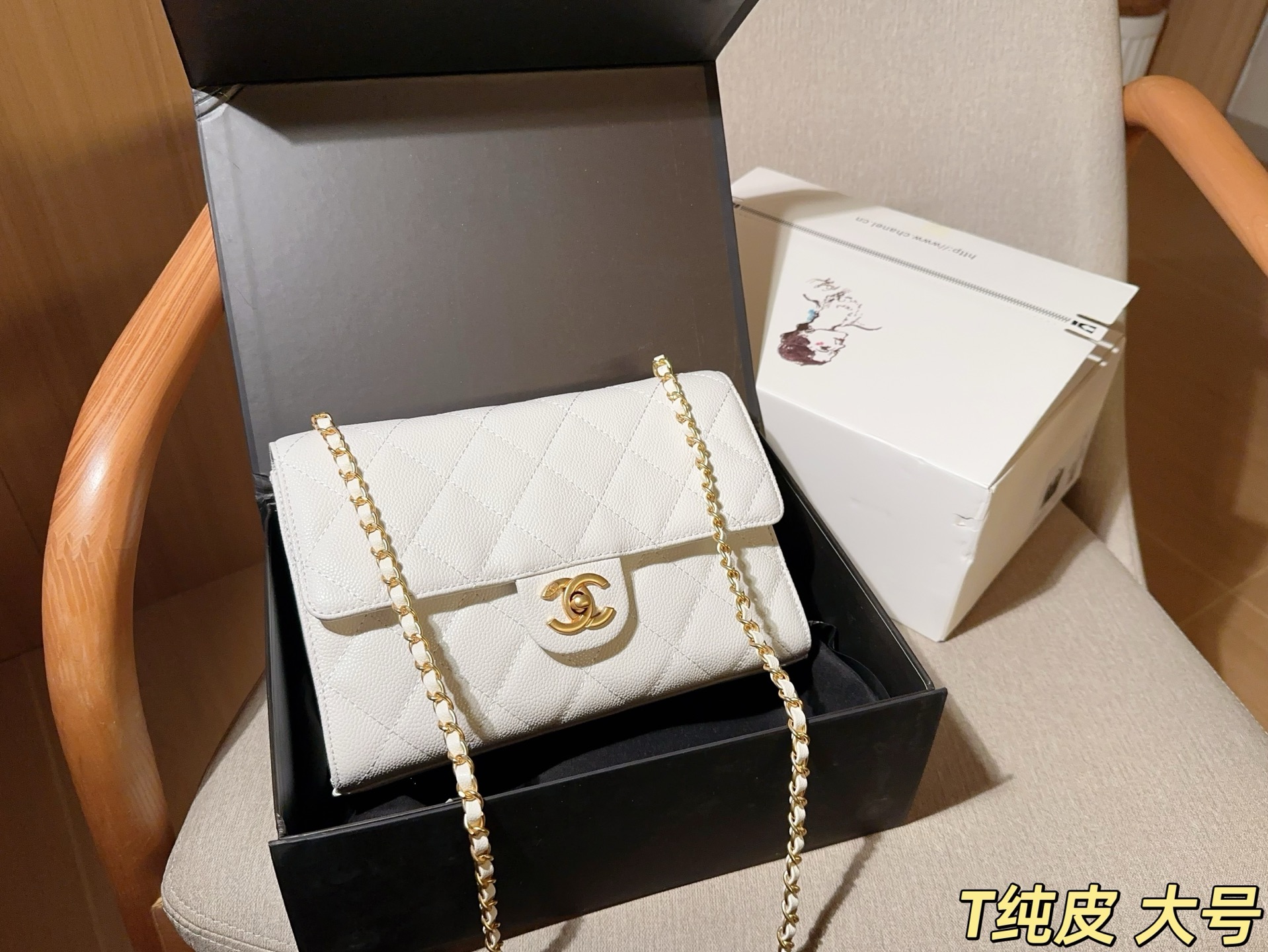 353 | Pure Leather | Chanel | 26c Caviar Chain Crossbody Bag Clean, Elegant, Versatile And Fashionable For Daily Commuting | Size: 25×16×8 | Gift Box Packaging