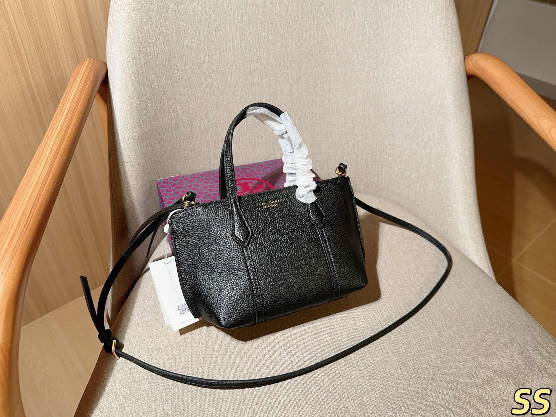 _ddb9ssGdBOLxk3zMqZwE1HlpVf6VpiMi7wZ82DA