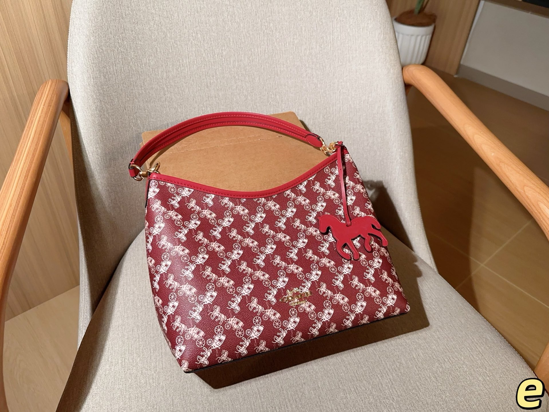 _duM9sRDHl-Kgy5_tI73meQJ2xS9u7nY_2pfXzBw