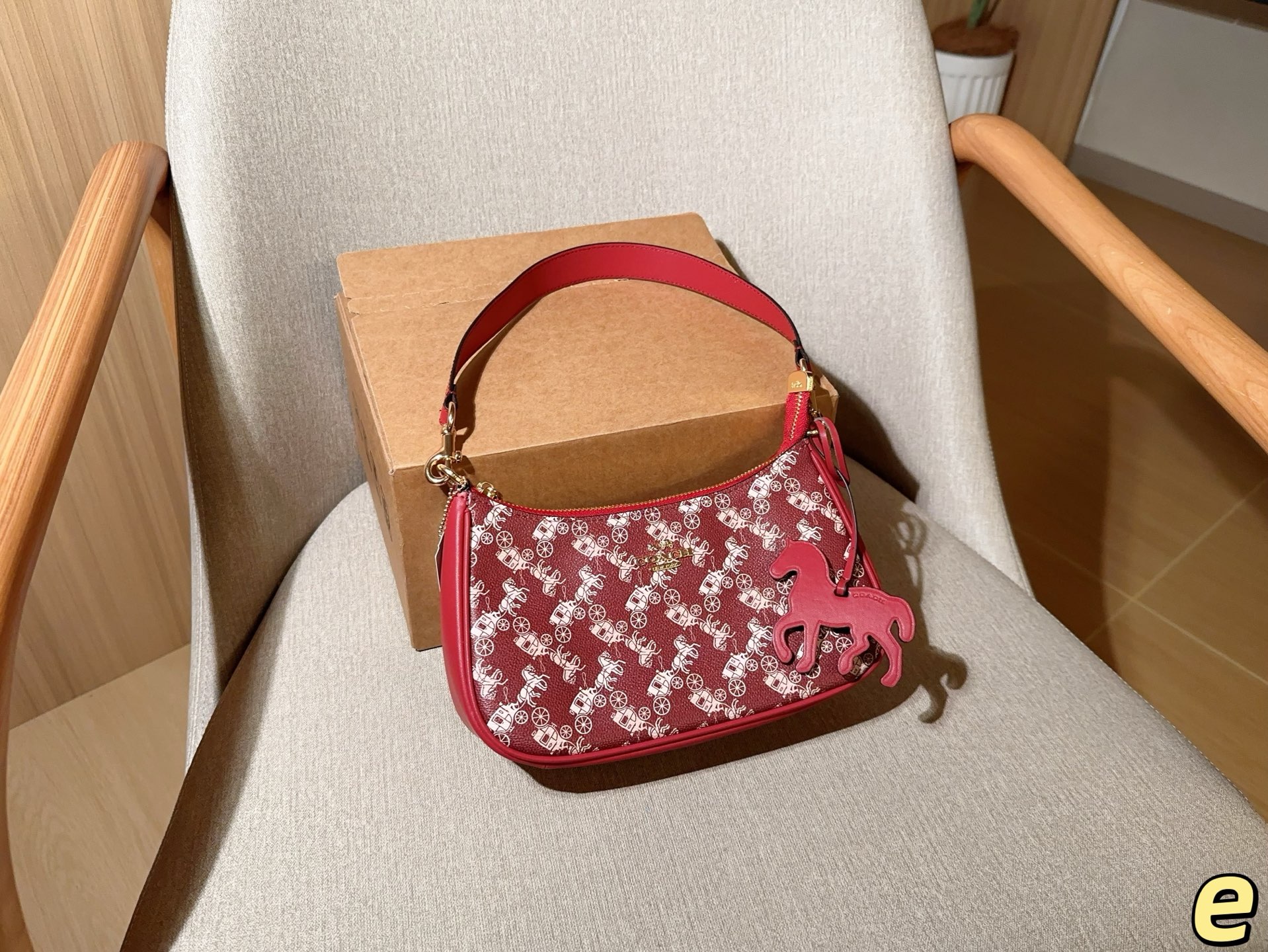 _dhy9siPTZEV3DyZAuxA_cx-BAVDnsJ2FmVMYPhQ