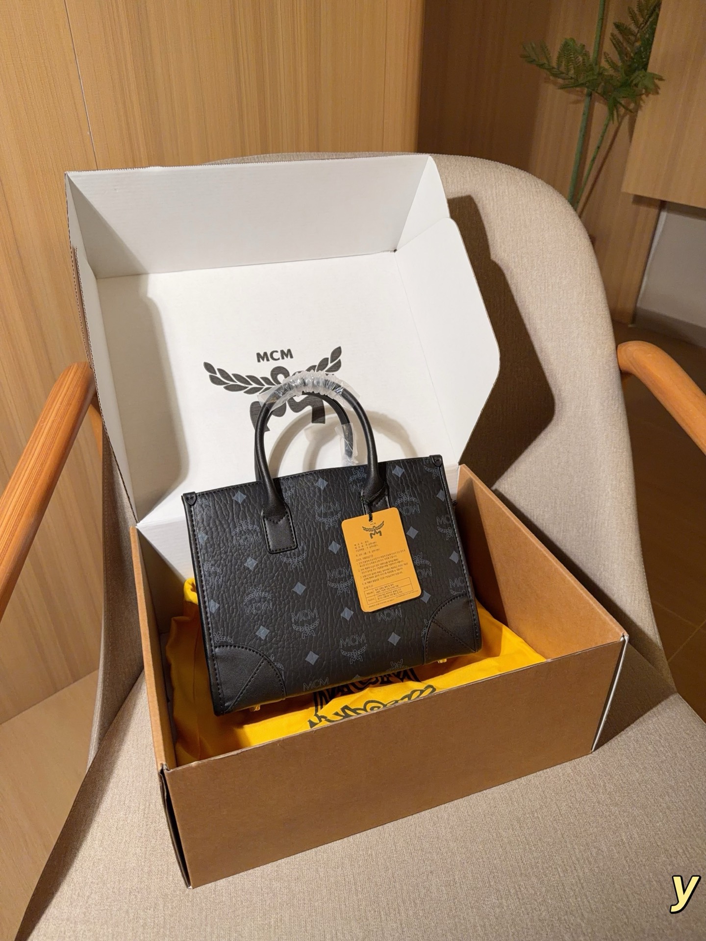 P175 Mcm Munchen Tote bolso de compras, tamaño 23×18×11, empaque de caja de regalo 🎁y