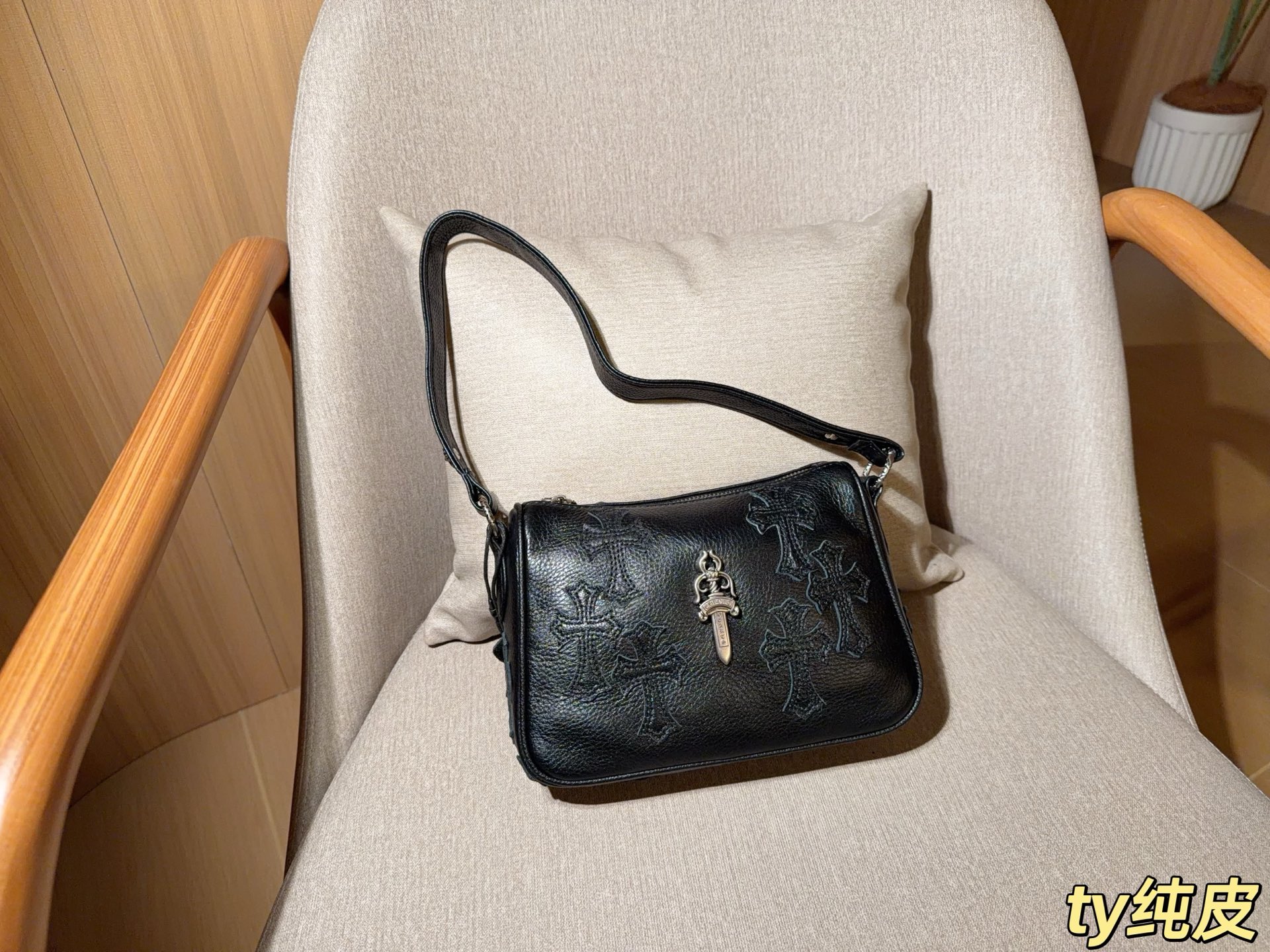 Chrome Hearts Handbag 09951