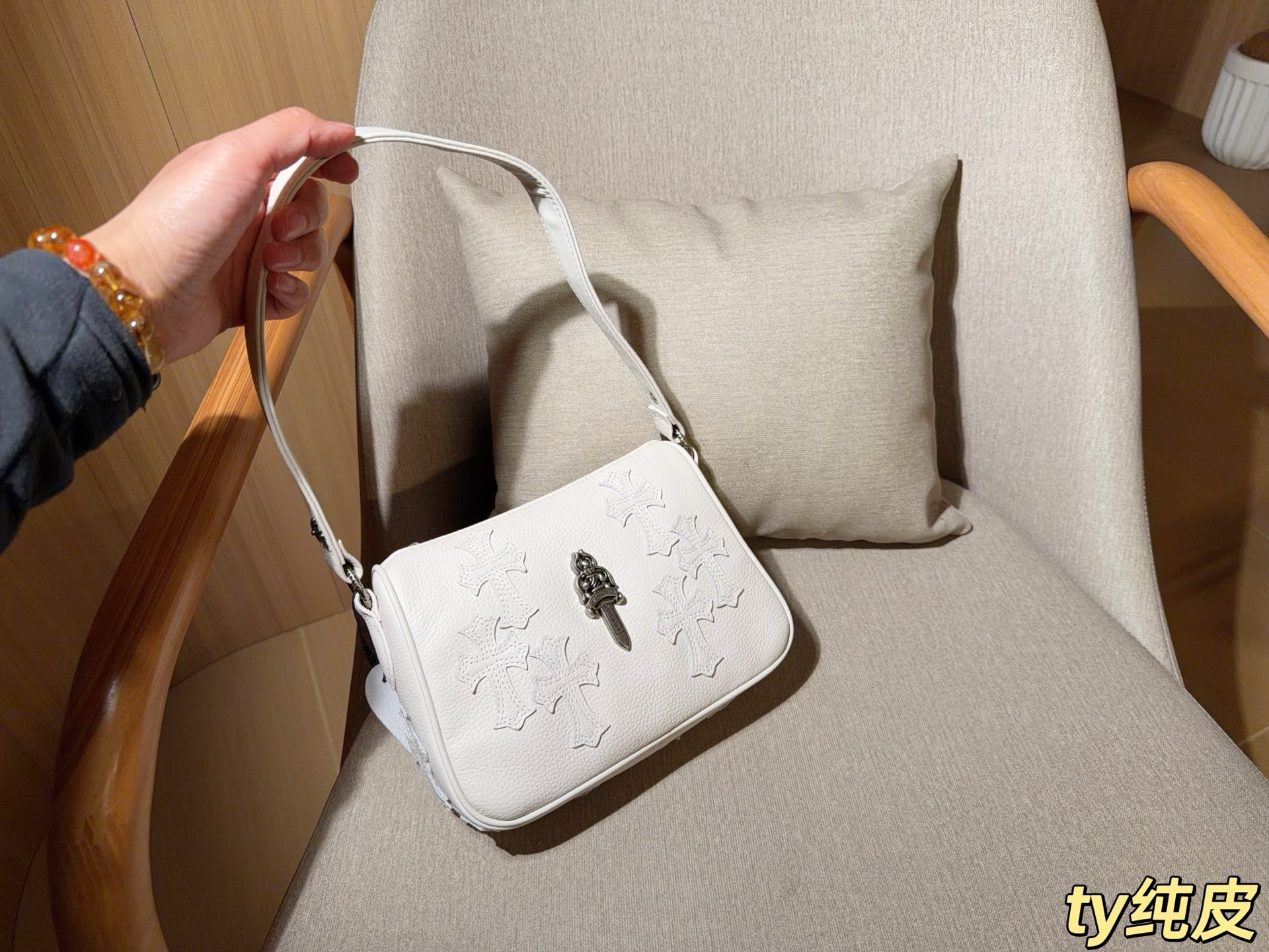 Alternative view of Chrome Hearts Handbag 09950