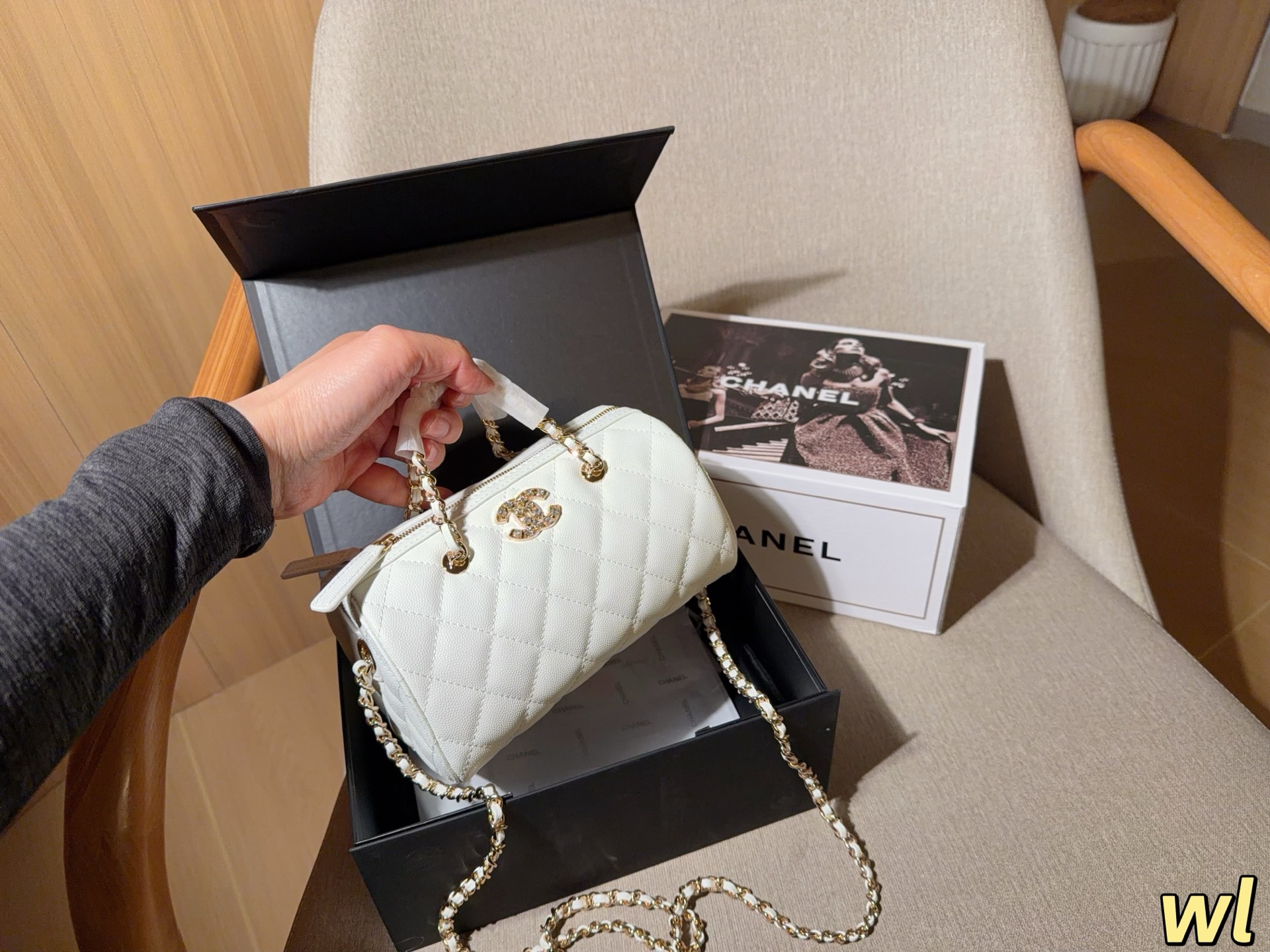 Alternative view of Chanel Crossbody Bag 09967