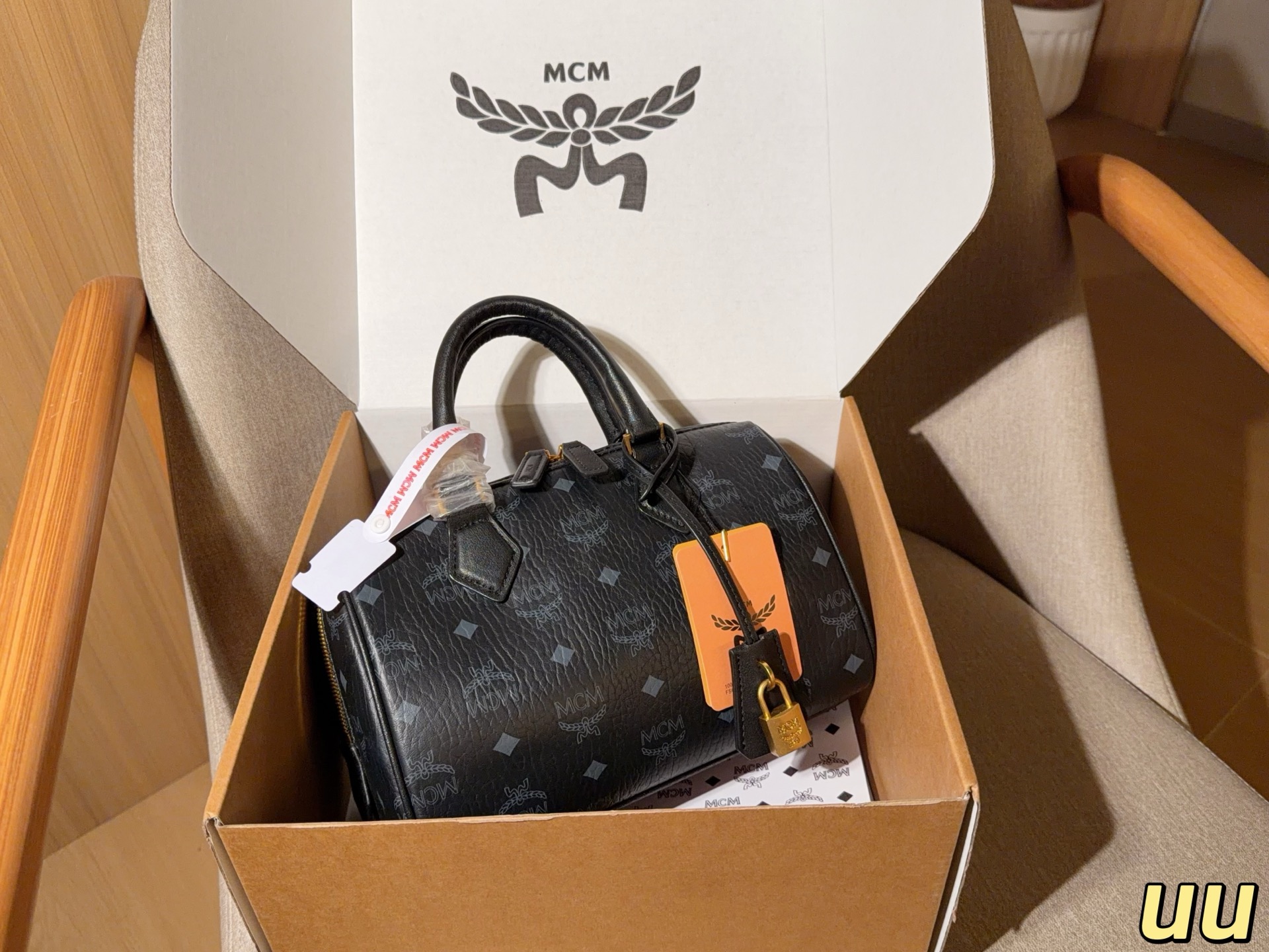 P150 Mcm ss25 new Boston pillow bag! Size 25×16×13 Gift box packaging🎁uu