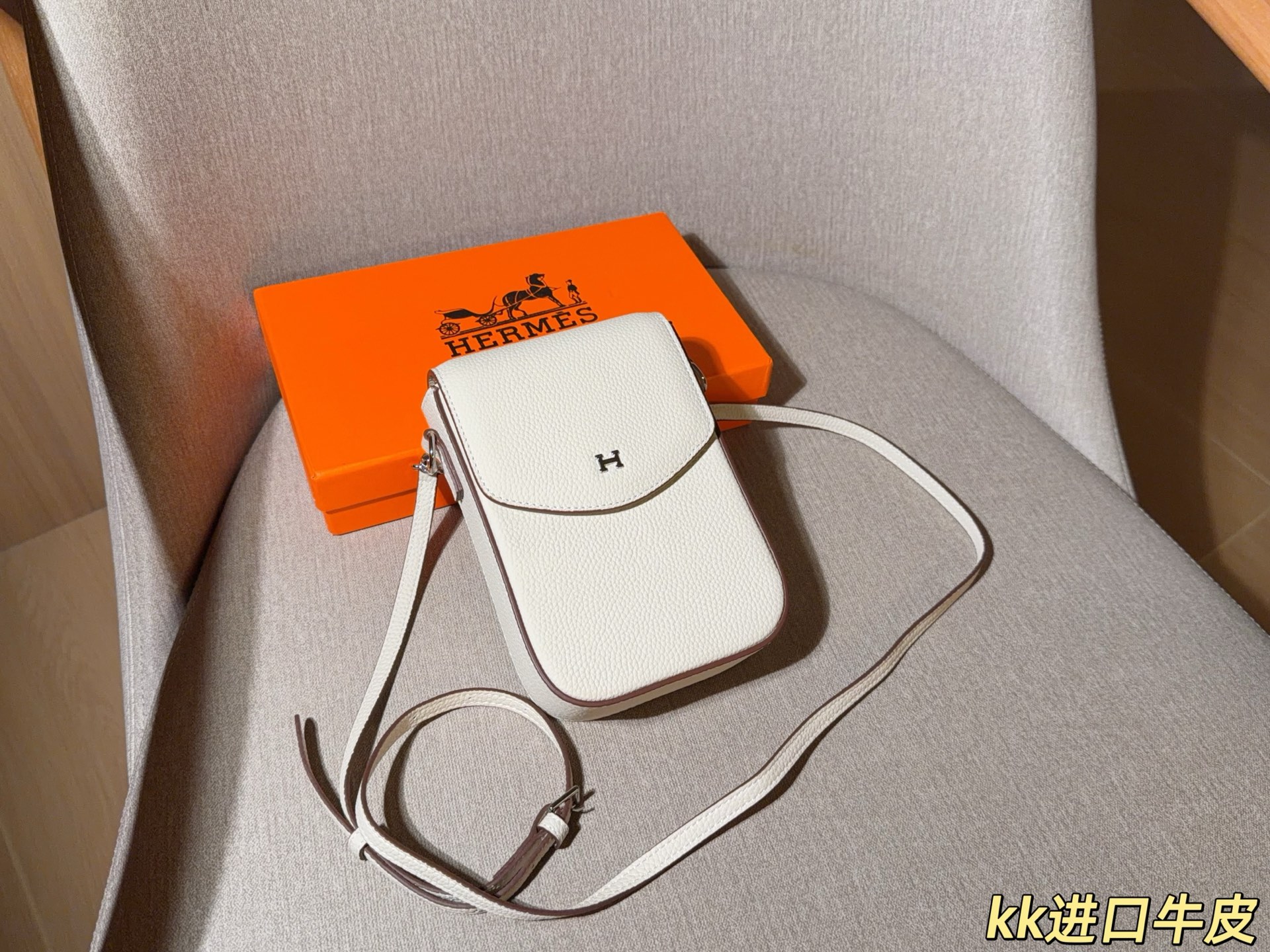 Hermes White crossbody everyday