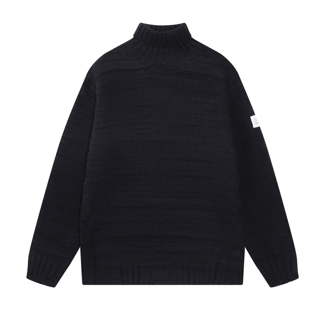 Maison Margiela Crocheted Lead-Pierced Sweater in Green and Black, Sizes M-XXL - 图片 1