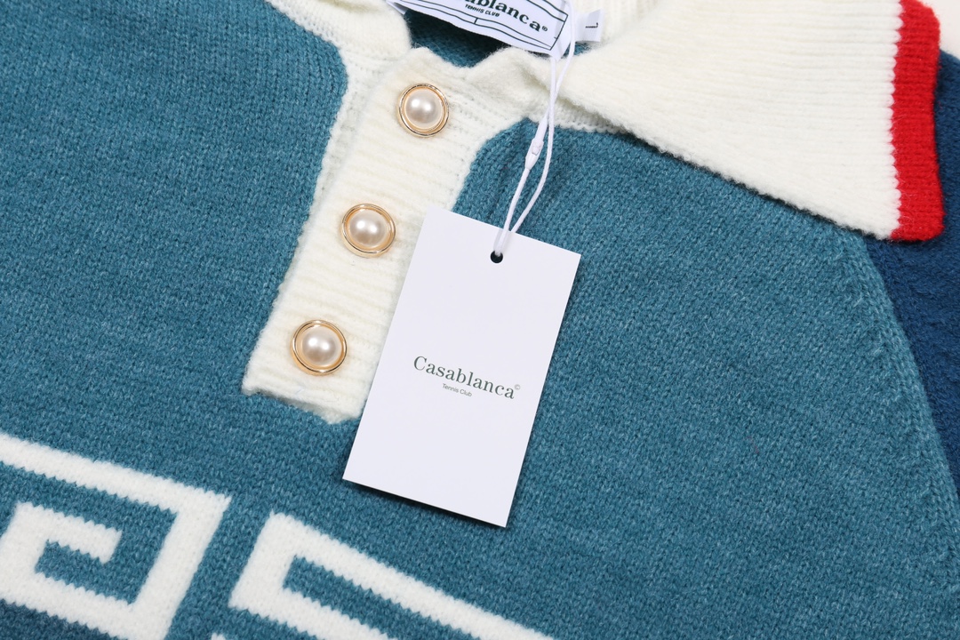 New Fall/Winter DB Sweaters in Light Blue and Deep Blue, Multiple Sizes Available - 图片 6