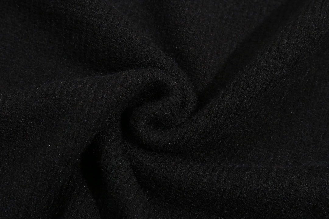 DB Maison Margiela, a magila knitting sweater. Colour: Green, Black Number: M L XL XXL - 图片 9