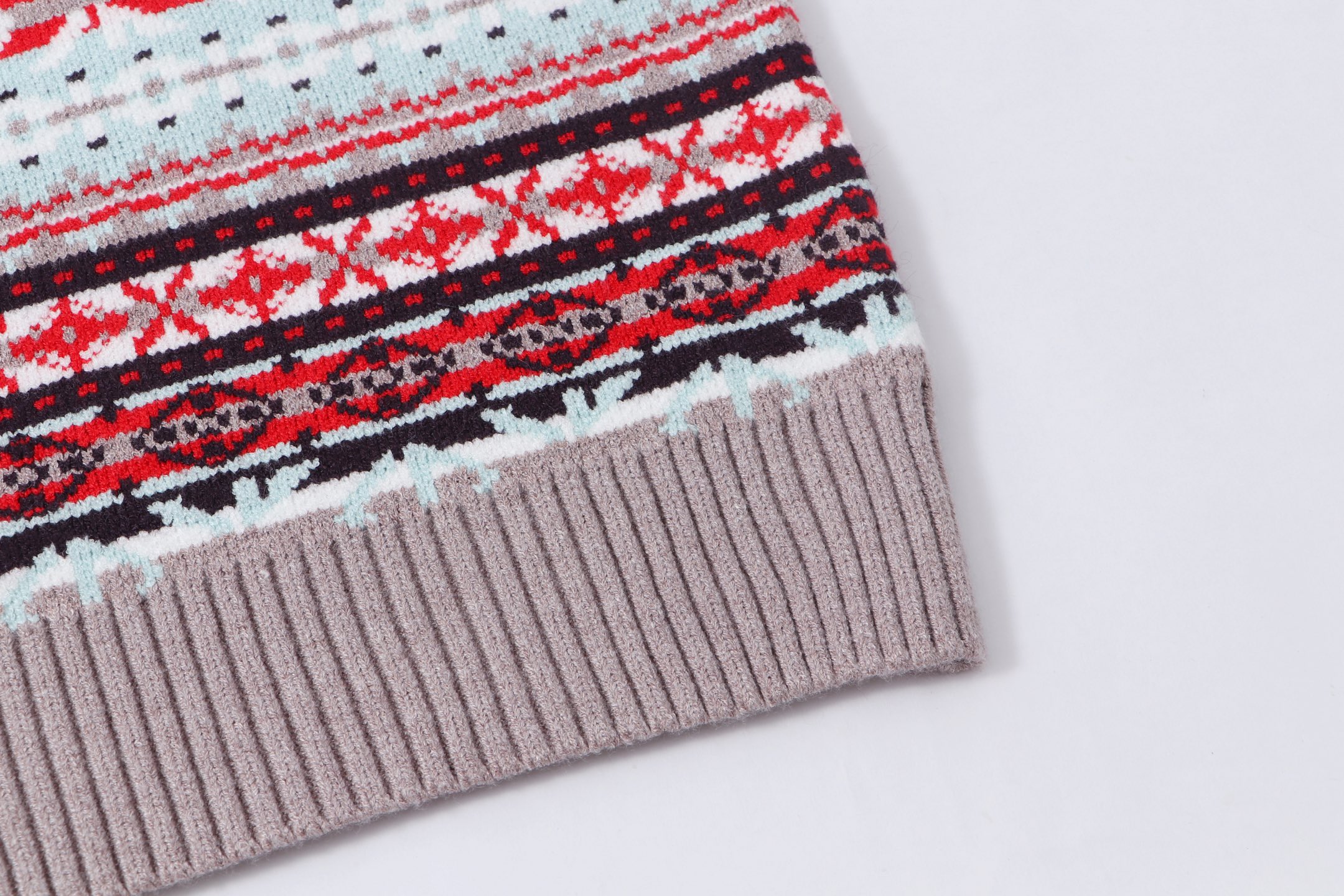 P150



DIOR迪奥 条纹logo提花针织 羊毛圆领毛衣
颜色：橙色 粉色 绿色
码数：S M L XL XXL