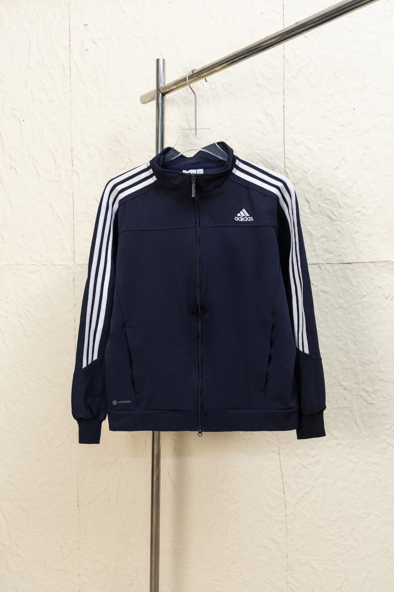 P105 Nº de modelo: JZ404 Adidas- chaqueta de cuello alto de otoño estilo qq糖, misma tela teñida y fijada que en la bout…