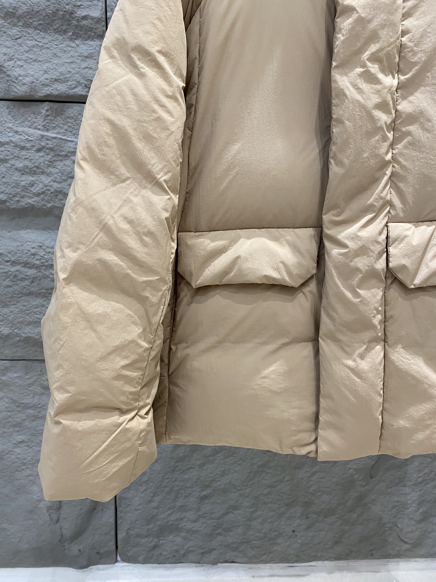 Canada Goose Wilu Padded Parka Hooded Down Jacket Coat Outerwear 8 i1760689211123 2895 0 7