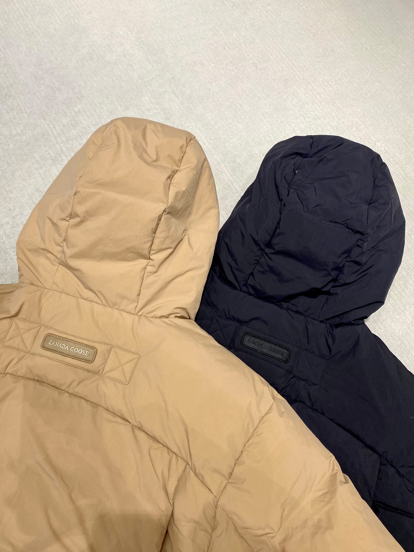 Canada Goose Wilu Parka: Recycled Nylon, Down-Filled, Oversized Fit - Desert/Black 3 i1760692389890 7226 0 0