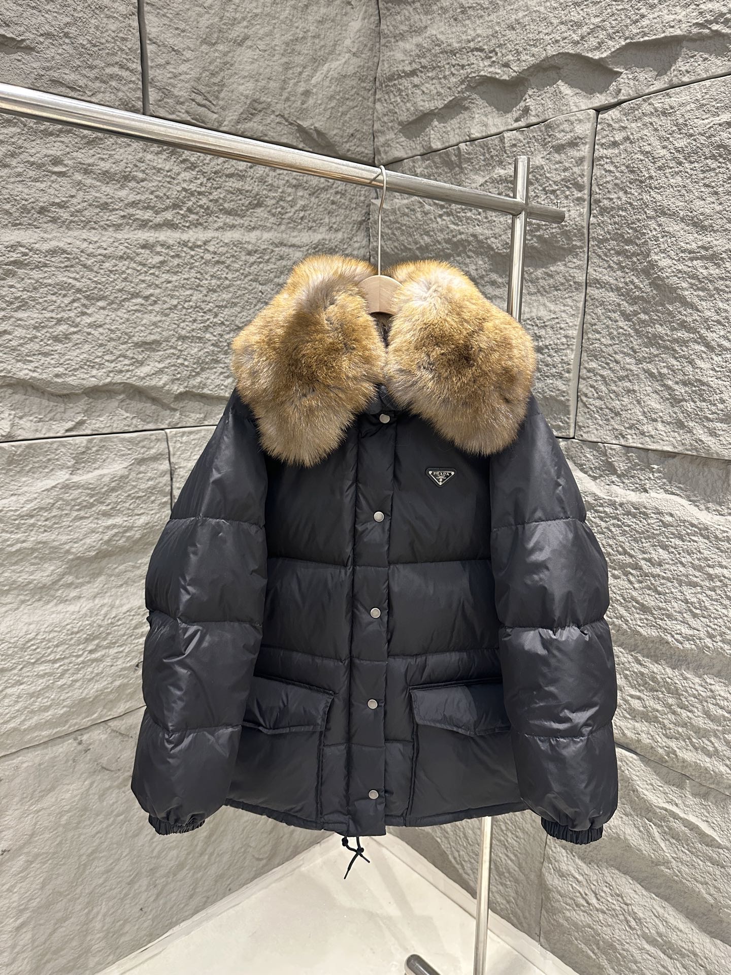 Wide Fuzzy Collar Puffer Coat