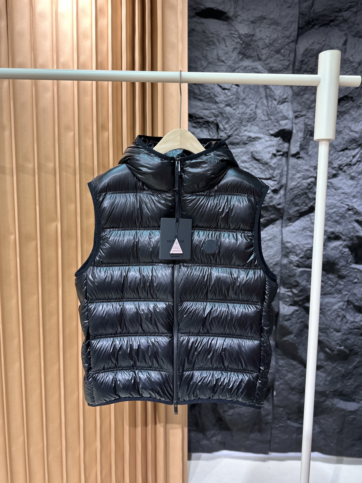 Жилет Moncler