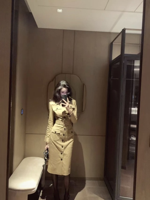 Elegant Women's Trench Coat Dress with Button-Down Design 1 Elegant Women's Trench Coat Dress with Button-Down Design